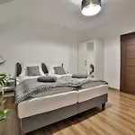Bania Zdroj - Bezplatny Calodzienny Basen - Blisko Centrum - Widok Na Babia Gore ゲストハウス