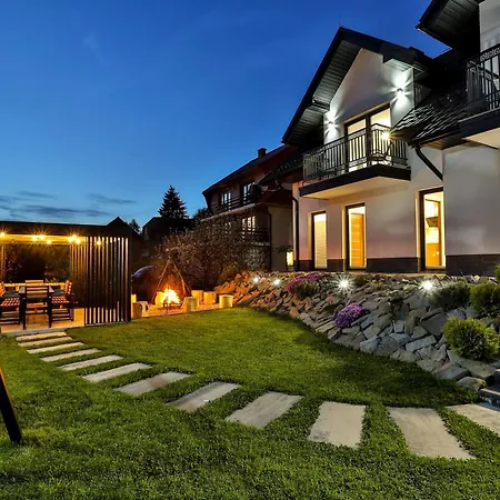 ゲストハウス Bania Zdroj - Bezplatny Calodzienny Basen - Blisko Centrum - Widok Na Babia Gore